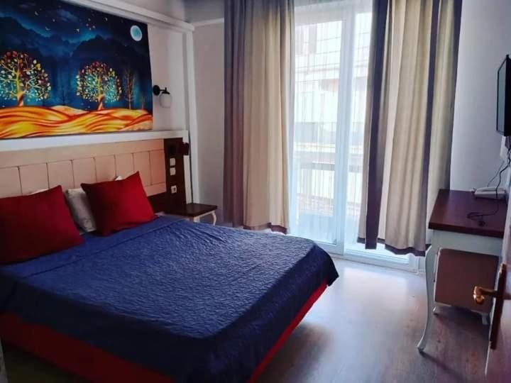 קוסדסי Akman Hotel מראה חיצוני תמונה